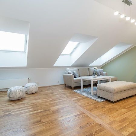 Rooftop Apartments Талин Екстериор снимка
