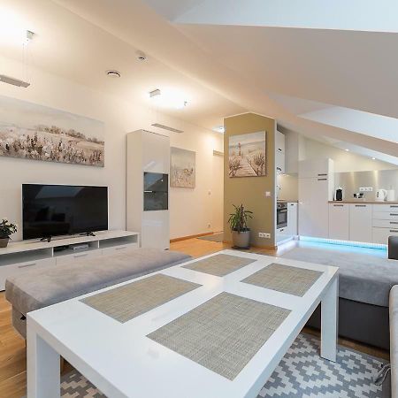 Rooftop Apartments Талин Екстериор снимка