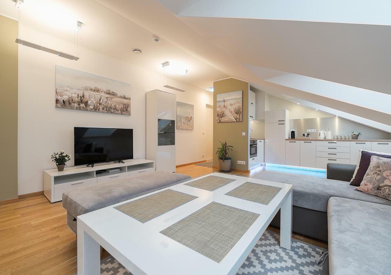 Rooftop Apartments Талин Екстериор снимка