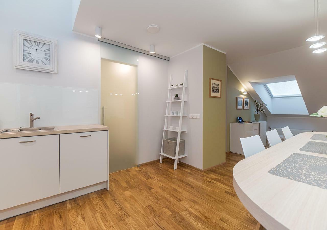 Rooftop Apartments Талин Екстериор снимка