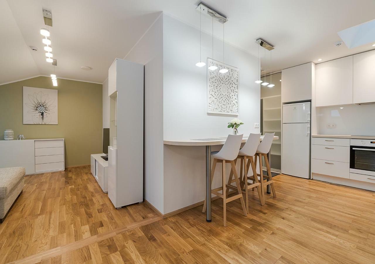 Rooftop Apartments Талин Екстериор снимка