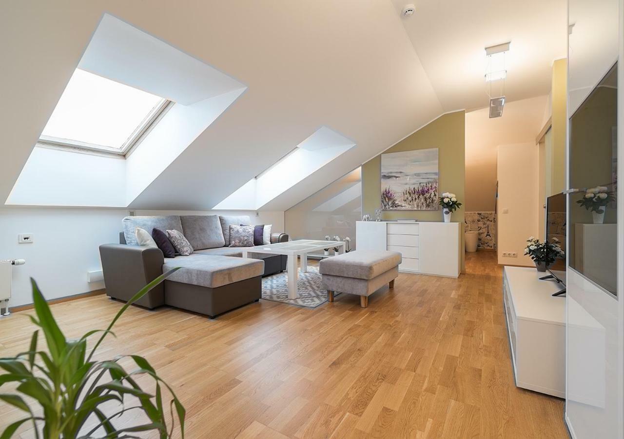 Rooftop Apartments Талин Екстериор снимка